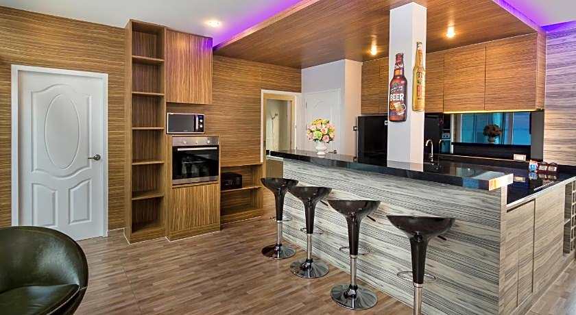 Tropicana Pool Villa