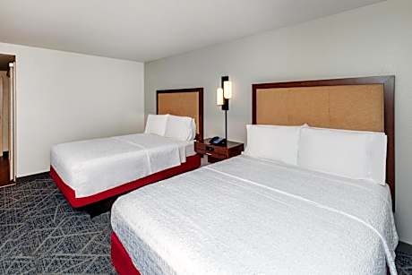 Queen Room with Two Queen Beds - Hearing Access/Non-Smoking
