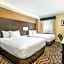 La Quinta Inn & Suites by Wyndham Oshawa