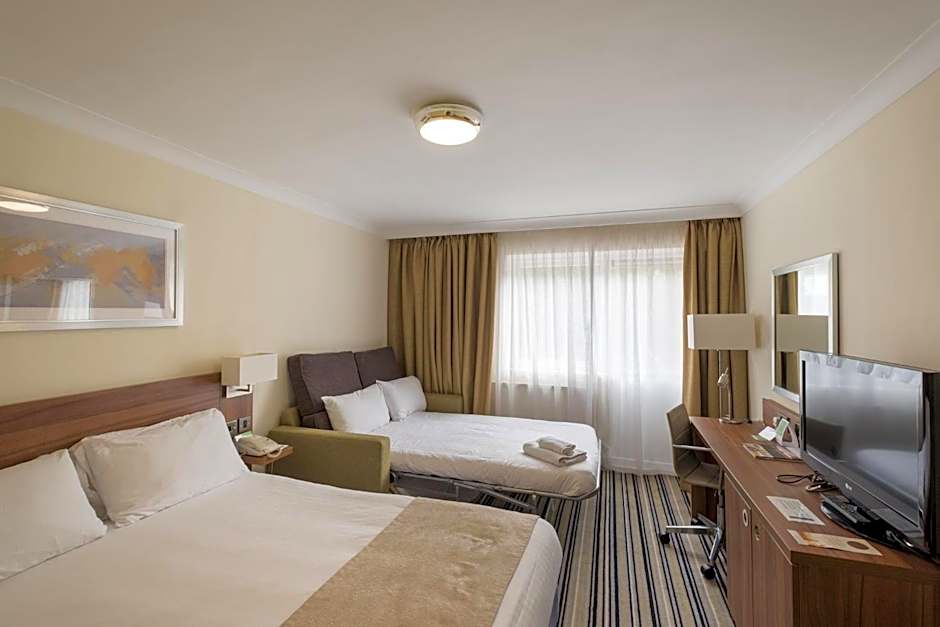 Holiday Inn Swindon By IHG