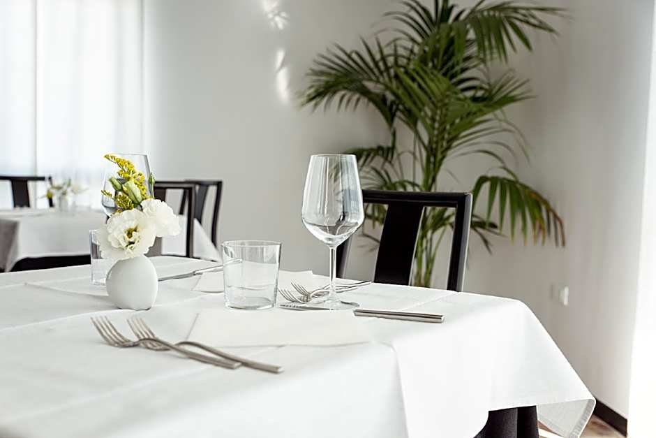 Adria Beach Hotel
