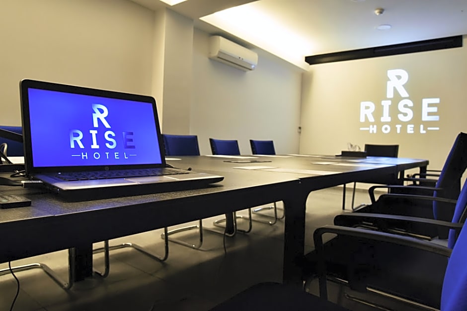 Rise Hotel