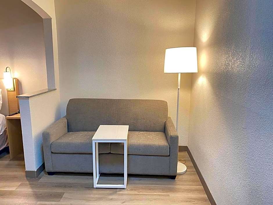 Spark by Hilton Galveston