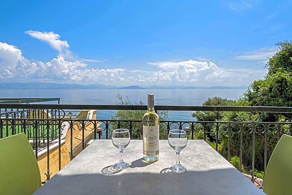 Batelo - Adults Only