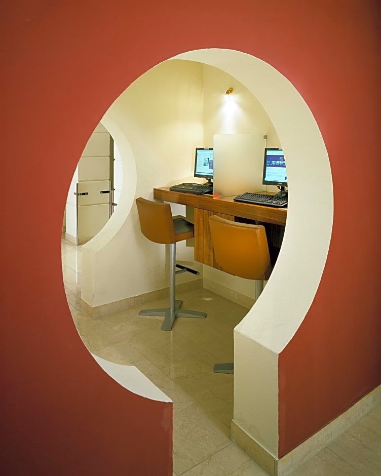 Miiro Palais Rudolf NEW OPENING	