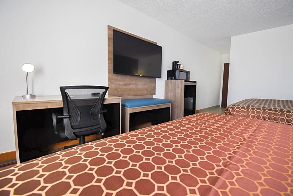 Quality Inn & Suites Sulphur Springs