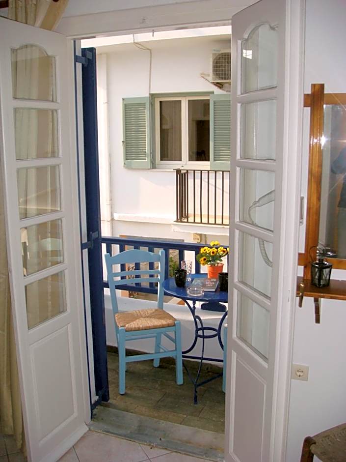 Boussetil Rooms CapAnMat