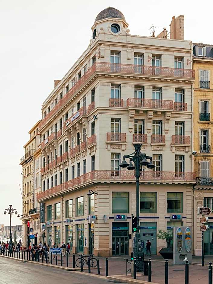 Escale Oceania Marseille Vieux Port