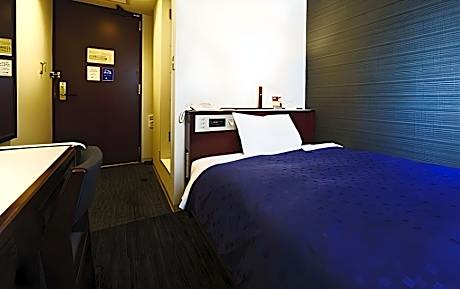 Standard Single - Smoking