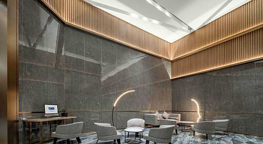 Holiday Inn Express Nanchang Bayi Square By IHG