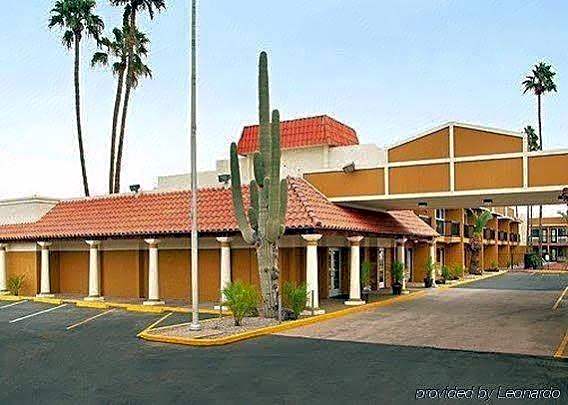Studio 6 Suites Mesa AZ Near Downtown & Sloan Park