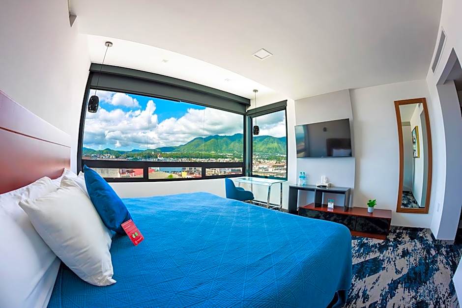 Hotel Fray Junipero Serra