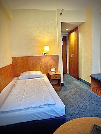 Comfort Single Room