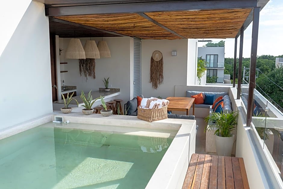ARUNA TULUM-Luxury Studios & Apartments