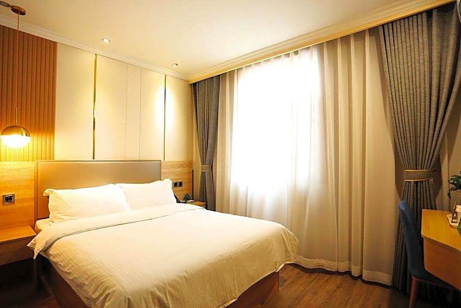 GreenTree Inn Zaozhuang Taishan Road Shituanxiao Express Hotel