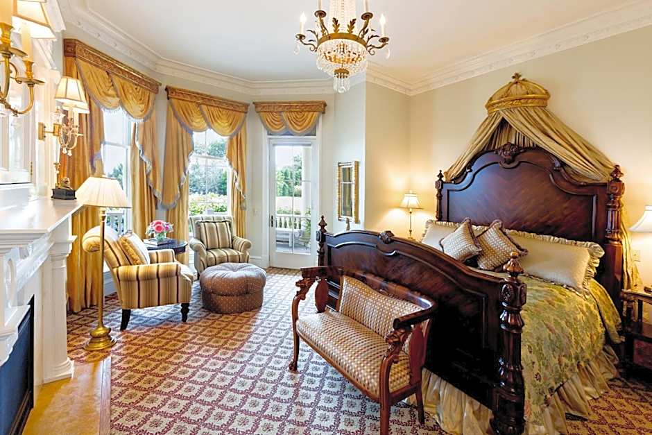 The Chanler at Cliff Walk