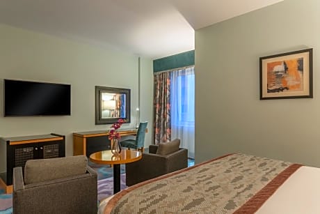 Premium King Room - Disability Accessible