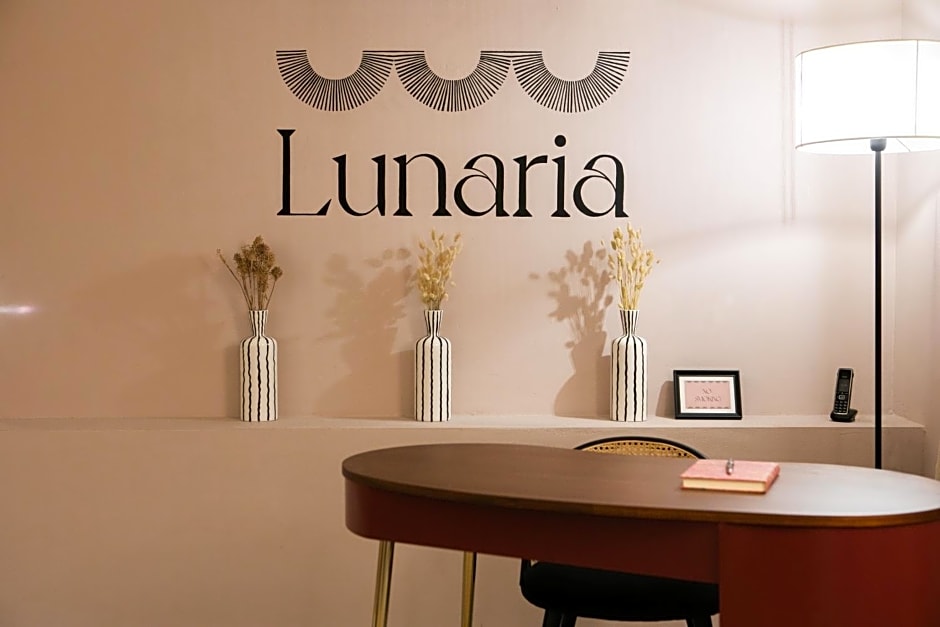 Lunaria Suites