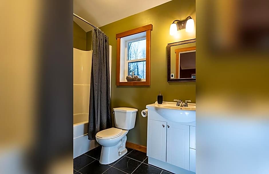 Stoke Cabin by Revelstoke Vacations