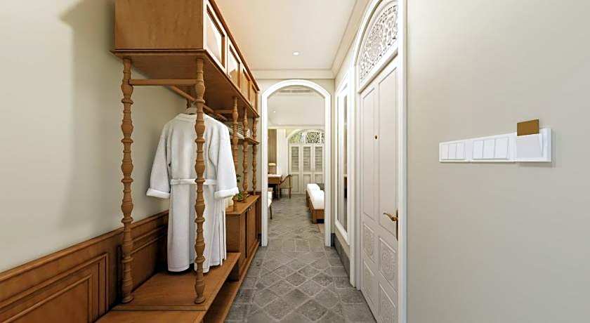 Villa Santi Hotel