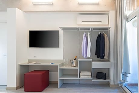 Deluxe Double Room with Terrace