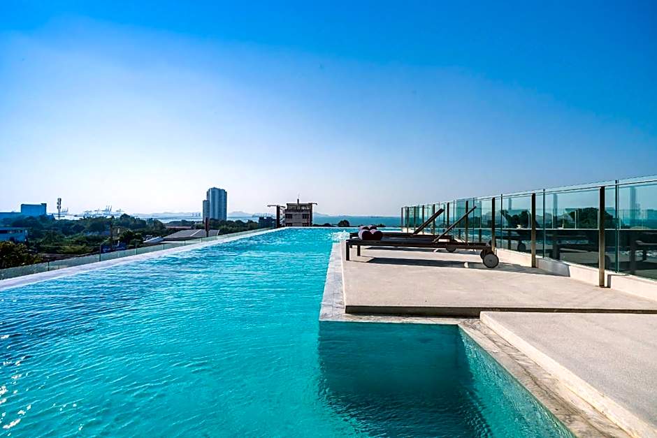 Arize Hotel Sri Racha