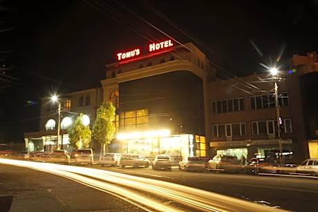 Tomu's Hotel