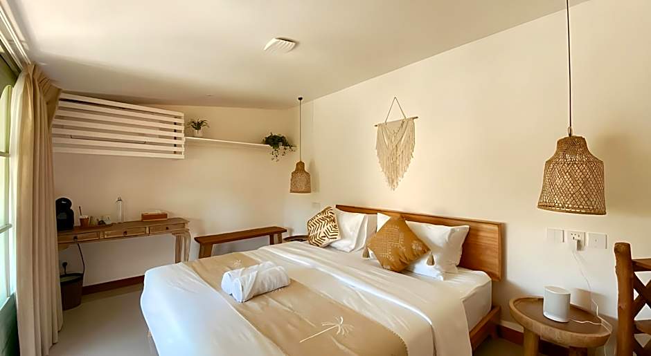 White Penny Hostel