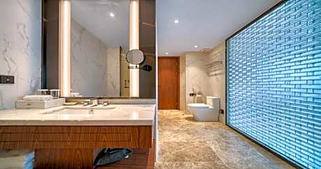 Deluxe Double Room with Bath