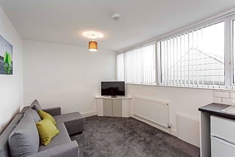 Lime Suite-Superior-Apartment-Private Bathroom