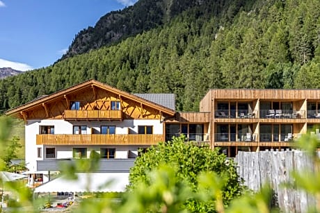 Almhotel Glieshof