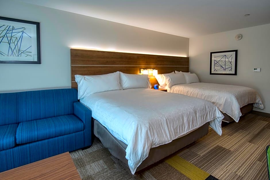 Holiday Inn Express & Suites Omaha Downtown - Old Market By IHG