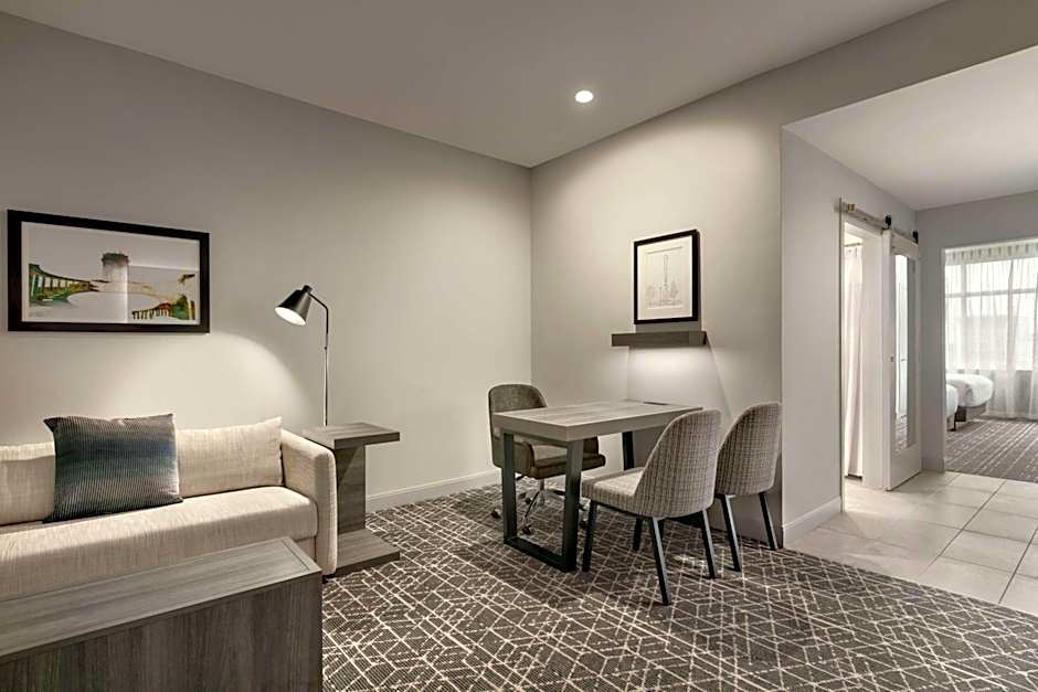 Embassy Suites by Hilton Atlanta Midtown