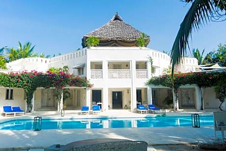 The Villa Luxury Suites Hotel