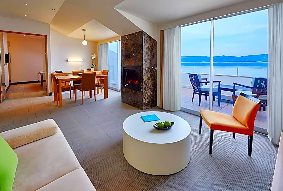 Richmond Nua Wellness-Spa