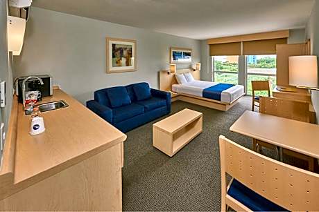 Suite, 1 Queen Bed with Sofa bed (1 Queen Bed and 1 Double Sofa Bed)