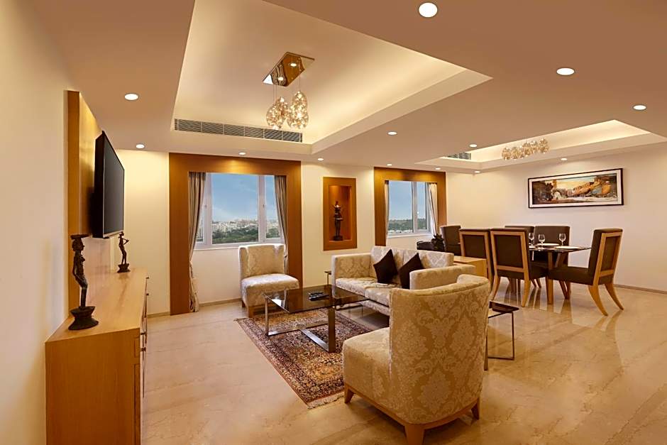 Photo 1 of 2 of Suite