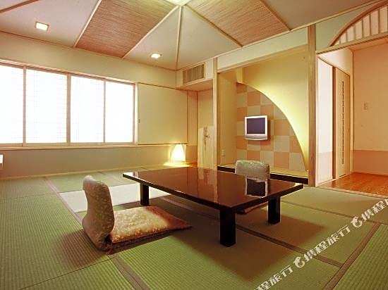 Yuraku