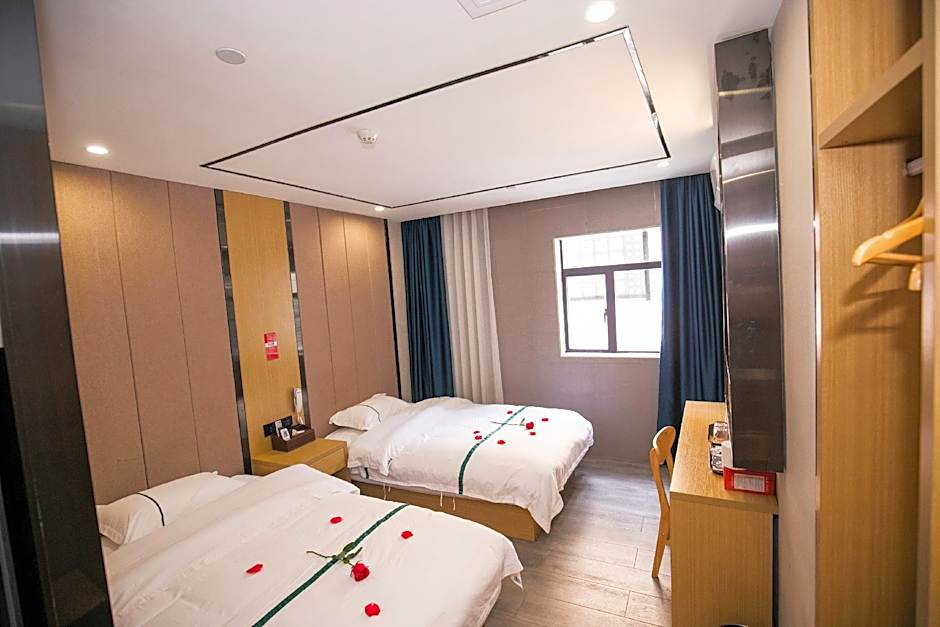 Yimi Hotel (Guangzhou Zhujiang New Town Weinan University)