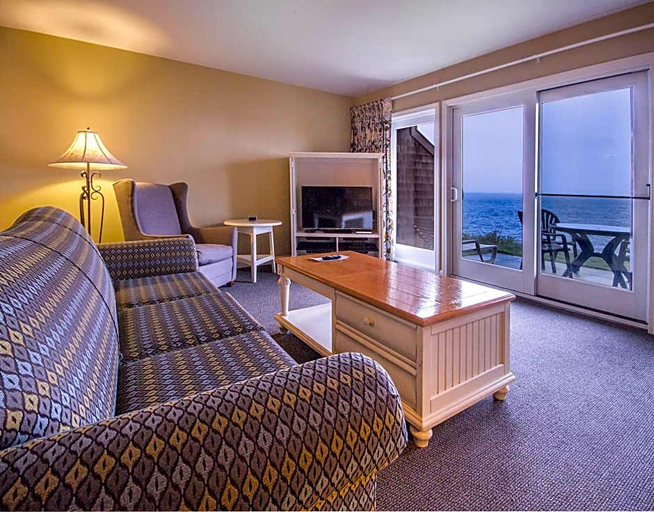 Wyndham Newport Overlook