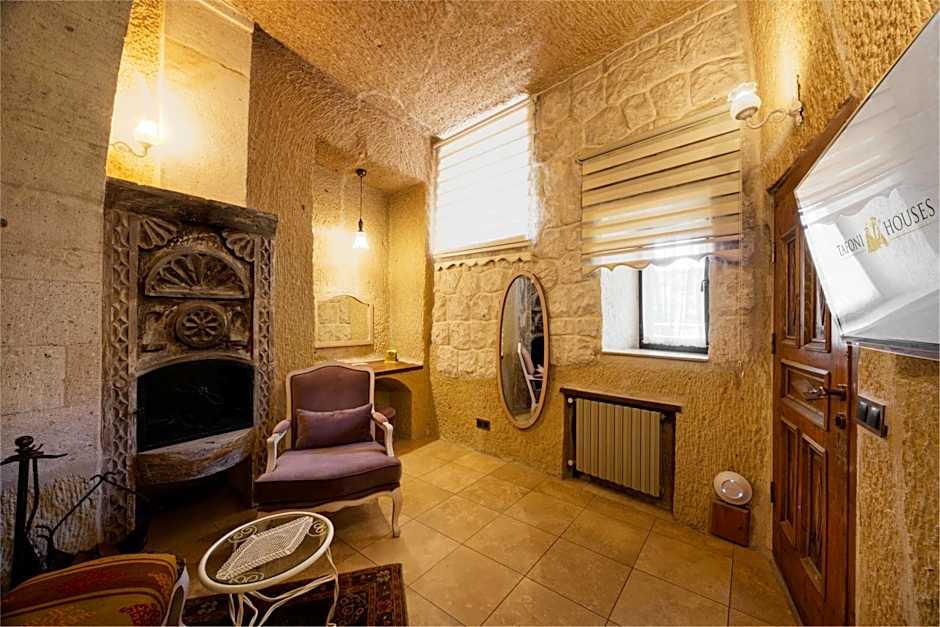 Tafoni Houses Cave Hotel