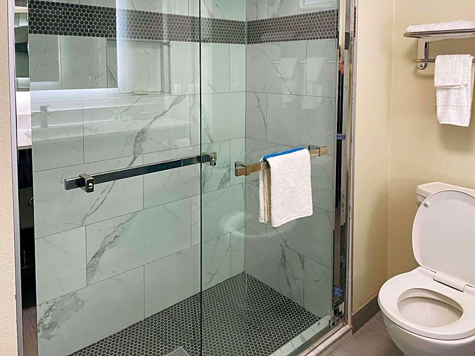 Quality Inn & Suites Lake Charles South