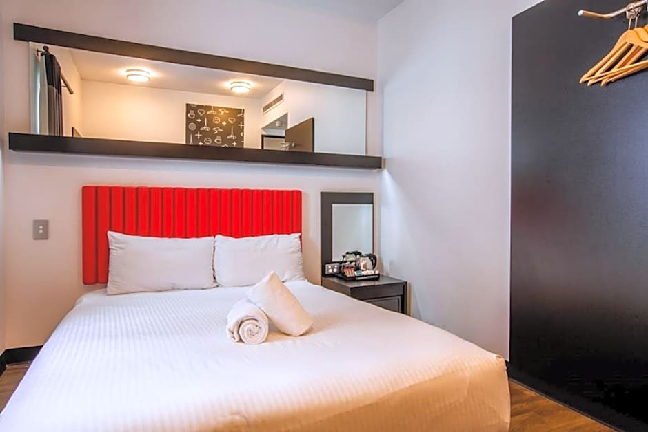 Essence Hotel Carlton