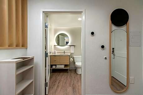 Studio Suite, 1 King