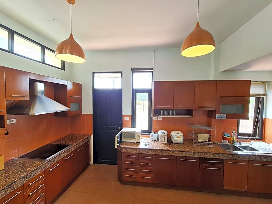 รมิดา พูล วิลล่า พัทยา Ramida Pool Villa Pattaya