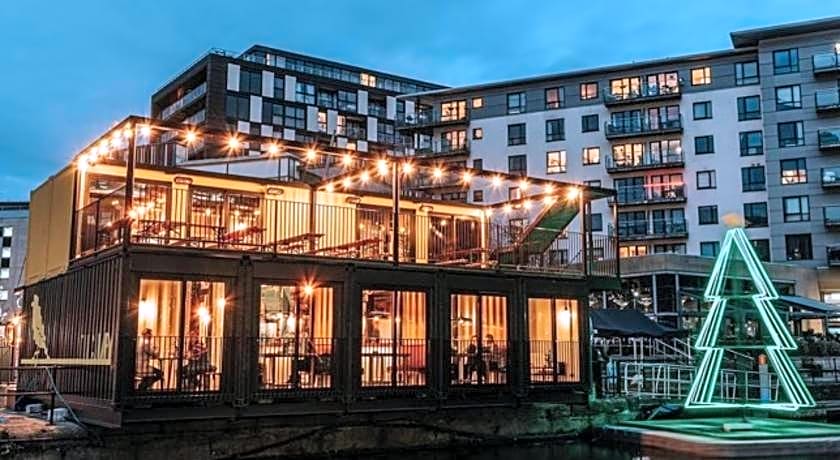 Deluxe City Centre Apt Balcony View Free Parking