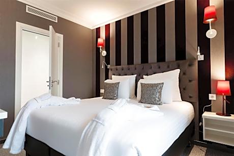 One-Bedroom King Suite