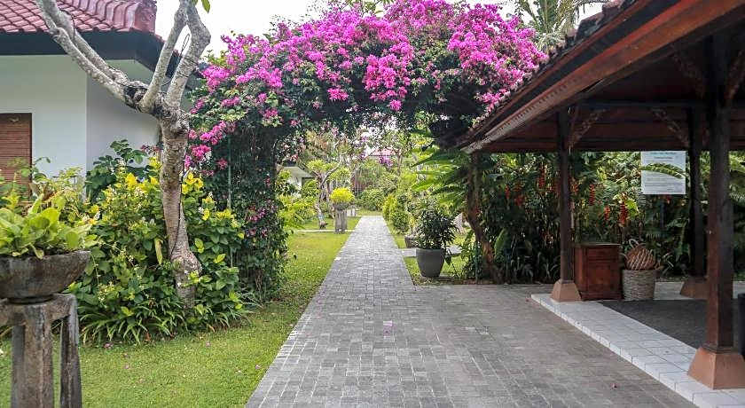 The Cakra Hotel