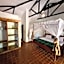Honey Badger Lodge