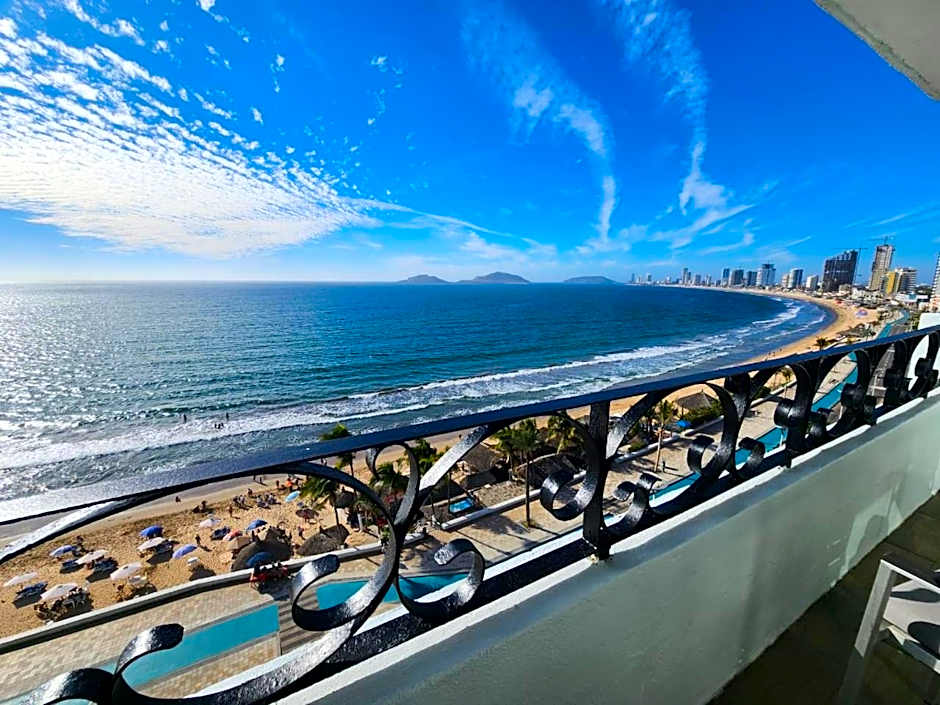 Hacienda Mazatlan sea view